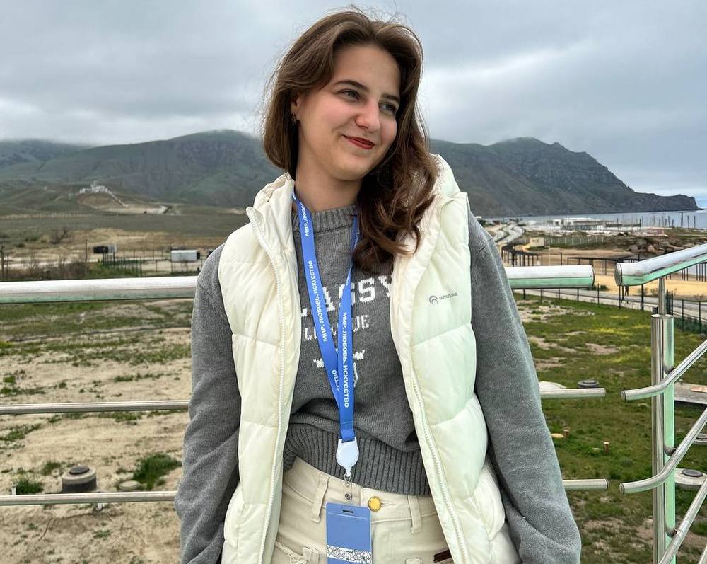 «Было трудно, без истерик не обошлось»: как Ева Скуратова получала профессию менеджера локаций