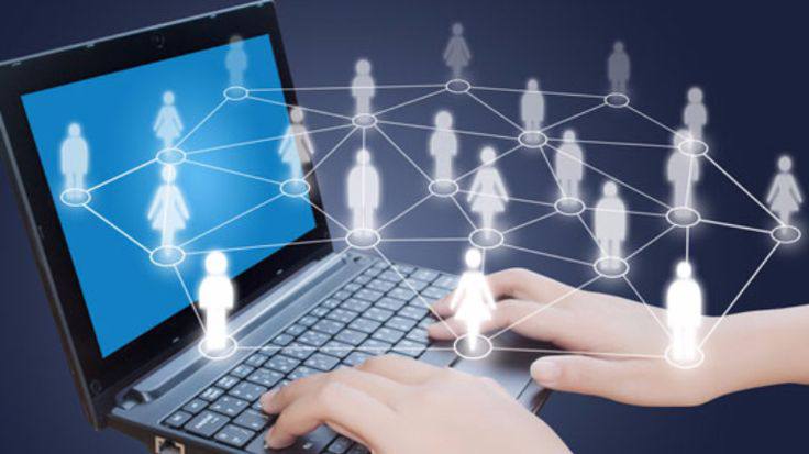 Плати в сети: как в поисках работы можно лишиться денег